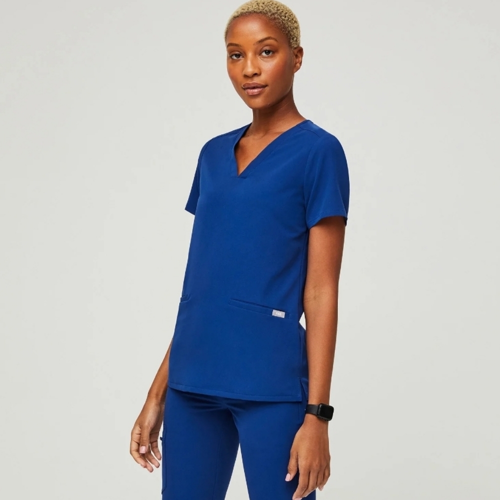 FIGS Electric Blue Medium Scrubs Set - NEW